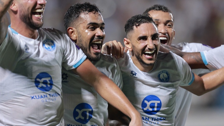 Đẳng cấp ngoại binh giúp Nam Định nhấn chìm CLB của Thái Lan