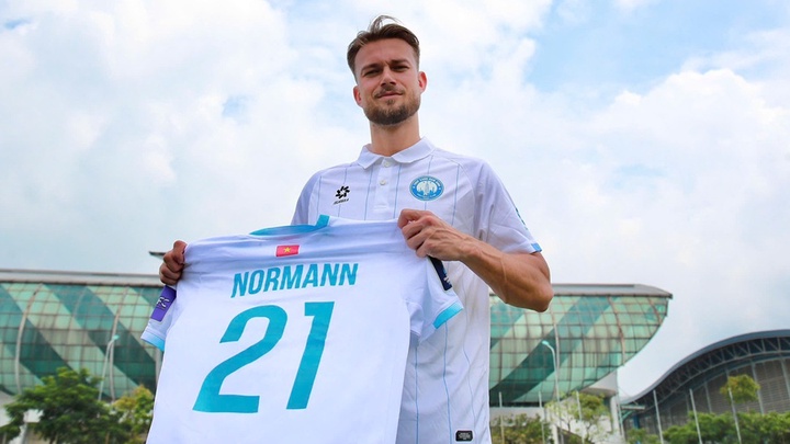 CLB Nam Định đón chàng rể Việt Nam đến từ trời Âu