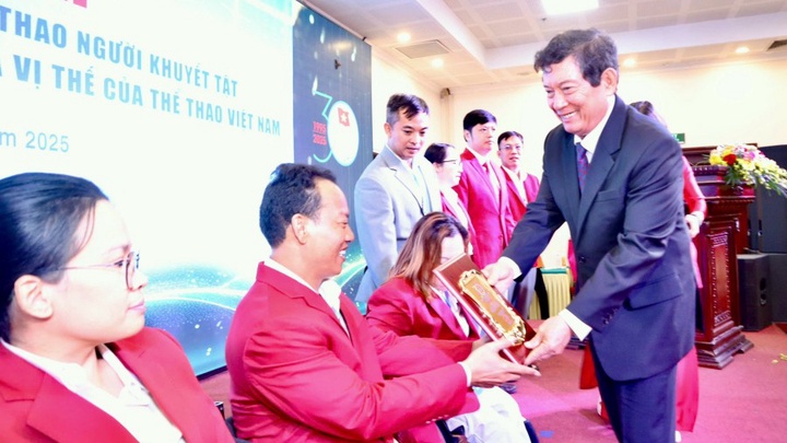 "Xây dựng Trung tâm huấn luyện chuyên biệt cho Thể thao người khuyết tật Việt Nam"