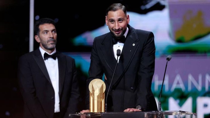 Người duy nhất mà Donnarumma không cảm ơn khi giành giải Yashin