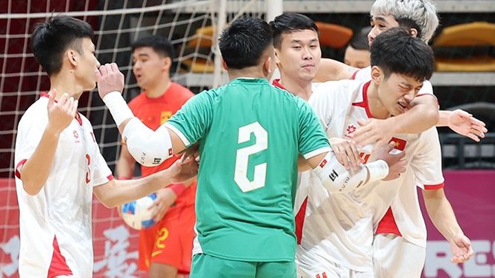 Vùi dập Trung Quốc 7-2, futsal Việt Nam chạm tay vào vé VCK châu Á 2026