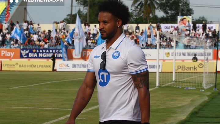 Xuân Son tụt hạng trong top 10 cầu thủ đắt giá nhất V.League