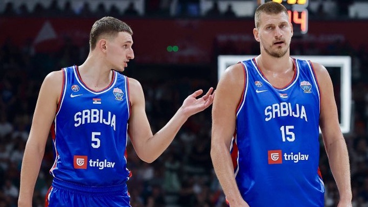 Chuyển nhượng NBA: Miami Heat “trói chân” tay ném hậu bối của Nikola Jokic