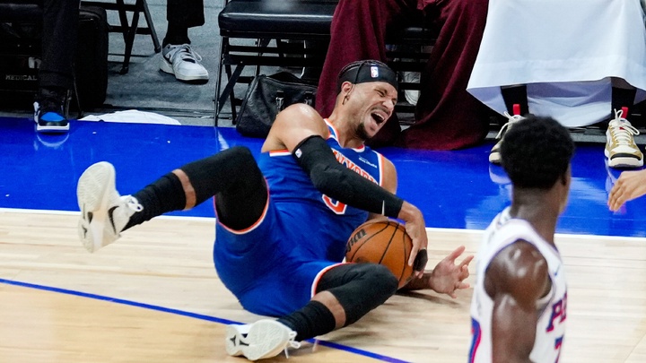 Chuyện lạ ở trận giao hữu đầu tiên của NBA 2025-26: Cầu thủ vừa chấn thương, vừa bị đuổi