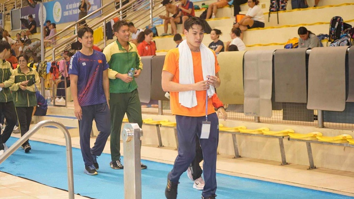 Kình ngư 21 tuổi Viết Tường vượt Hoàng Quý Phước, lần thứ hai giành HCV giải bơi VĐQG