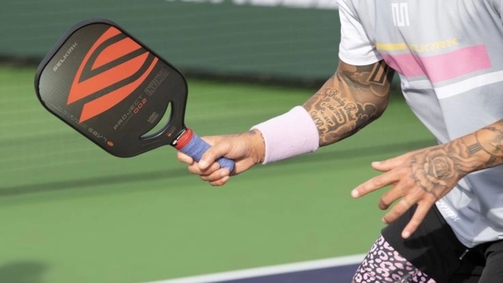 Trải nghiệm và lựa chọn vợt pickleball: Gỗ, composite hay graphite?