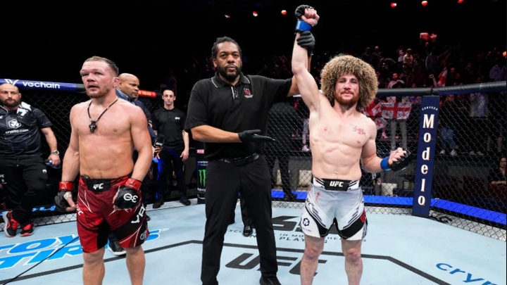 Merab Dvalishvili nhắm kỷ lục mới ở UFC 323 bằng trận tái đấu Petr Yan