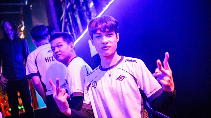 Đánh bại VKS, TSW khởi đầu thuận lợi tại CKTG 2025