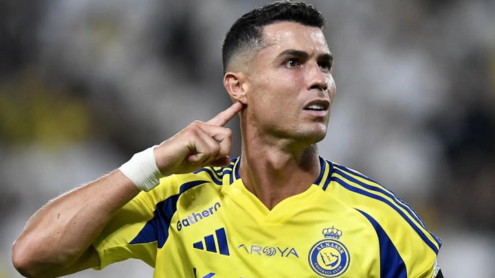 Ronaldo bỏ xa Messi trên bảng xếp hạng cầu thủ thu nhập cao nhất thế giới