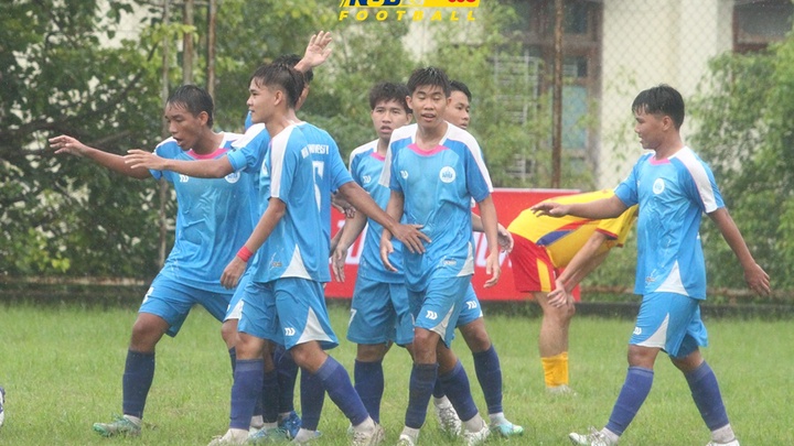 Bí quyết giúp Trường ĐH Nha Trang giành vé dự VCK Giải bóng đá sinh viên toàn quốc 2025 – Cúp TV360