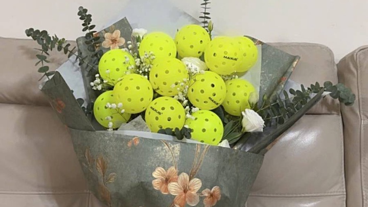 Hoa bóng Pickleball: Món quà 20/10 cho phái đẹp mê thể thao