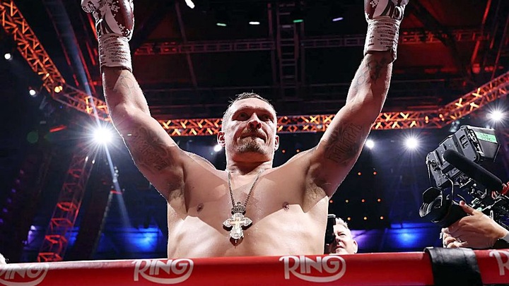 Sốc: Usyk đảo ngược kế hoạch giải nghệ, sẽ đấu Itauma và Fury?