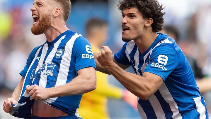 Dự đoán Alaves vs Valencia, 2h00 ngày 21/10, La Liga 2025/26