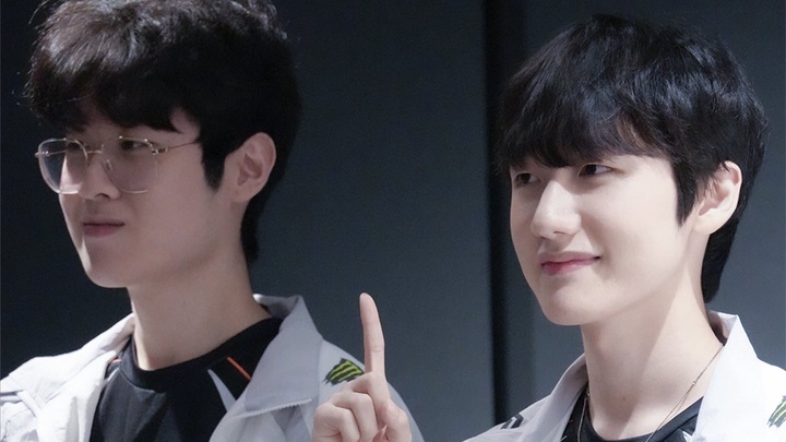 HLE Zeus: Khát khao đối đầu với T1 cùng lời hứa bắt Peanut... cạo đầu