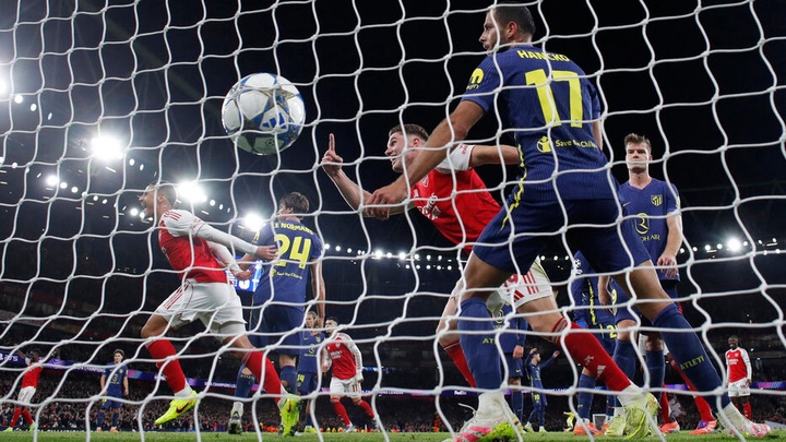 Champions League: 43 bàn thắng chỉ trong một đêm, điều chưa từng có!