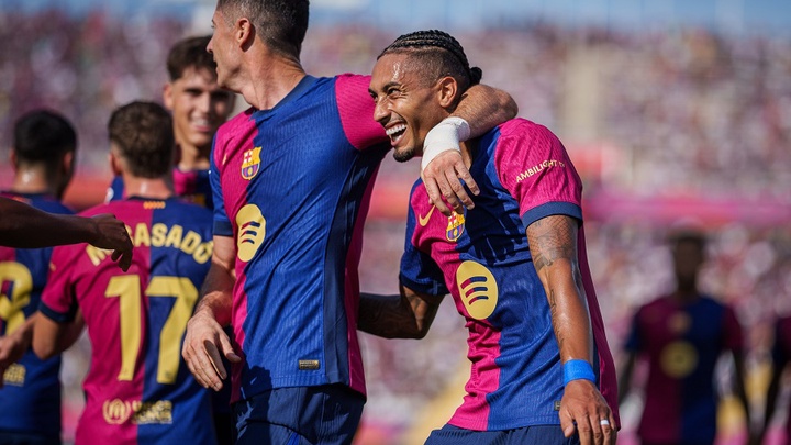 Barcelona đối mặt với khủng hoảng nghiêm trọng vì khoản nợ chuyển nhượng 159 triệu euro