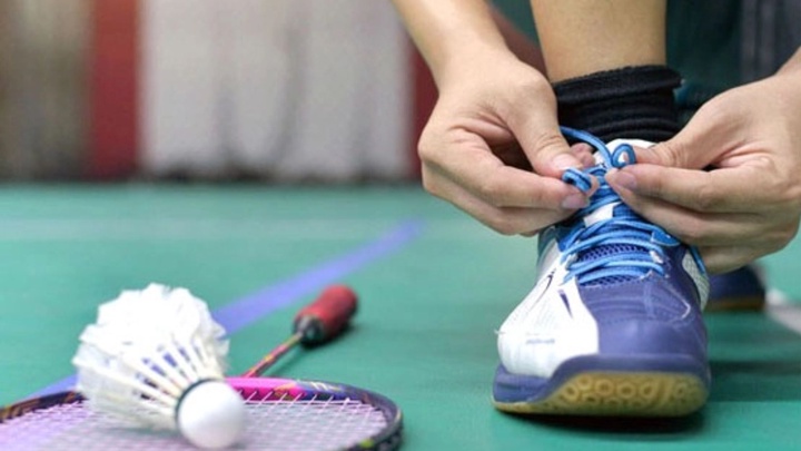 Chọn giày cầu lông chuyên nghiệp: Yếu tố quyết định thành bại trên sân đấu