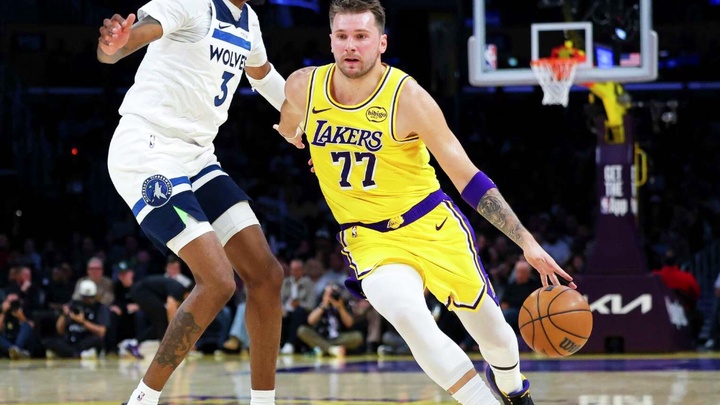 Luka Dončić làm nên lịch sử Lakers với màn trình diễn bùng nổ trong hai trận đầu mùa