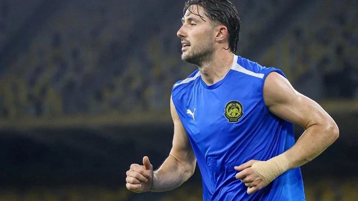 Cầu thủ nhập tịch Malaysia chán nản vì án phạt FIFA, nhưng...