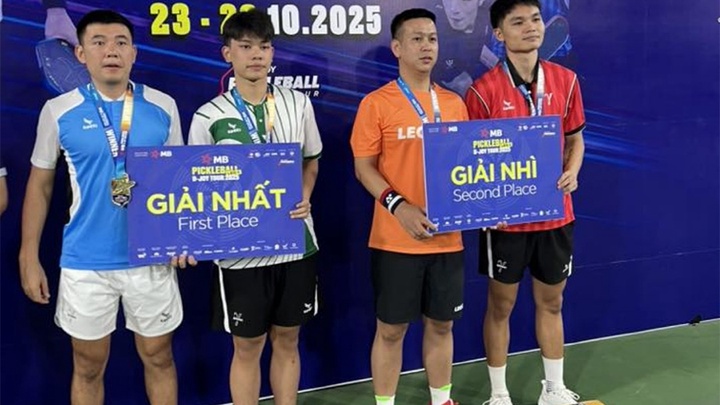 Lý Hoàng Nam vô địch nhờ đối thủ đến muộn, nổ ra drama khuấy đảo cộng đồng pickleball Việt Nam