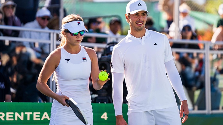 Ben Johns và Waters giành danh hiệu thứ 55, tiếp tục viết nên kỷ nguyên thống trị