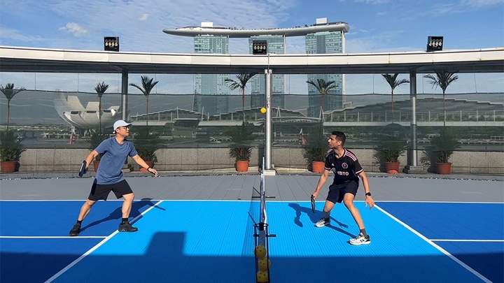 Pickleball – Chiến lược mới giúp khách sạn Singapore thu hút khách hàng