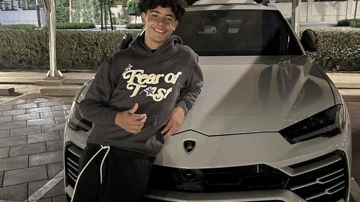 Con trai Ronaldo Jr. gây sốc với Lamborghini đầu tiên ở tuổi 15