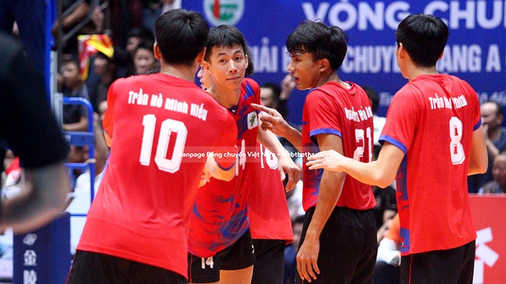 Bóng chuyền nam Tp.HCM hoàn tất câu chuyện cổ tích với chức vô địch giải hạng A 2025