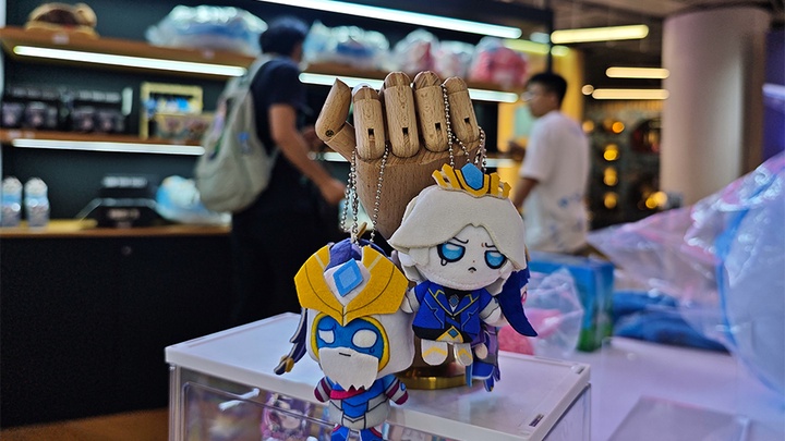 Esports Trung Quốc mở rộng sức ảnh hưởng toàn cầu nhờ CKTG 2025 LMHT