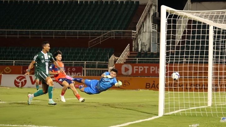 Công Phượng vắng mặt, Đồng Nai thắng chật vật CLB cuối bảng hạng Nhất