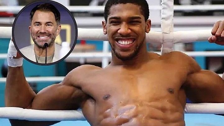 Anthony Joshua có thể trở lại sàn đấu vào tháng 12