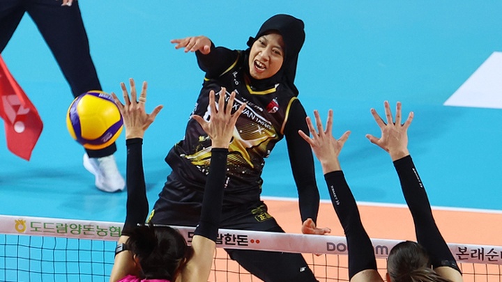 Ngôi sao số 1 bóng chuyền Indonesia chạy đua với chấn thương, sẵn sàng cho SEA Games 33