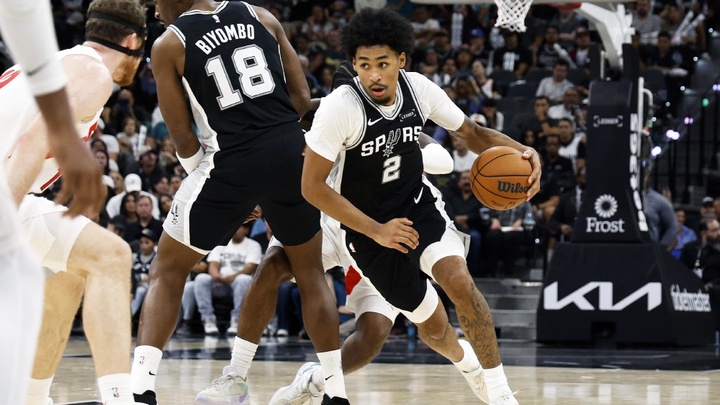 San Antonio Spurs mất chuỗi bất bại, lo lắng chồng chất với chấn thương của tài năng trẻ