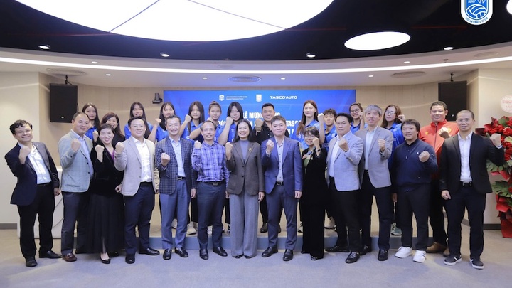 Hà Nội Tasco Auto tổ chức lễ mừng công sau chức vô địch hạng A và góp mặt ở sân chơi VĐQG 2026