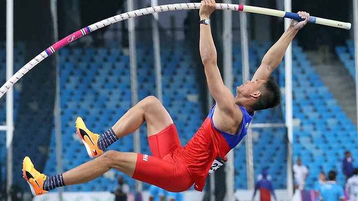 Ngôi sao EJ Obiena dẫn đầu đội tuyển điền kinh Philippines ở SEA Games 33