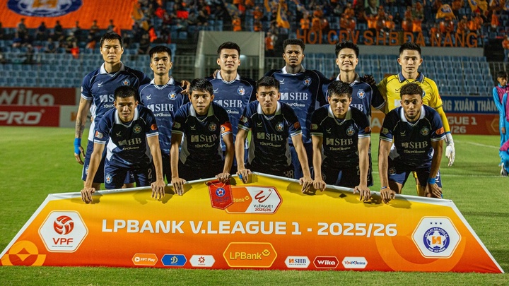 CLB Đà Nẵng quyên góp 77 triệu đồng ủng hộ người dân vùng lũ