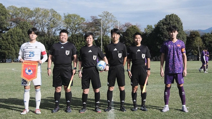 U17 Việt Nam hòa đội bóng đại học ở Nhật Bản