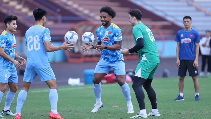 Xuân Son xúc động ngày trở lại đội tuyển Việt Nam