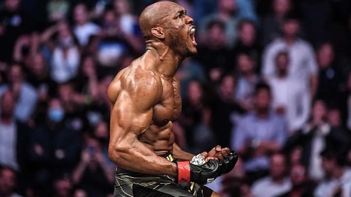 Kamaru Usman muốn thách đấu người thắng trận Della Maddalena vs. Makhachev ở UFC 322