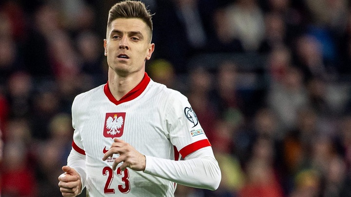 Ba Lan hoảng loạn vì thiếu 9 cầu thủ trước đại chiến với Hà Lan