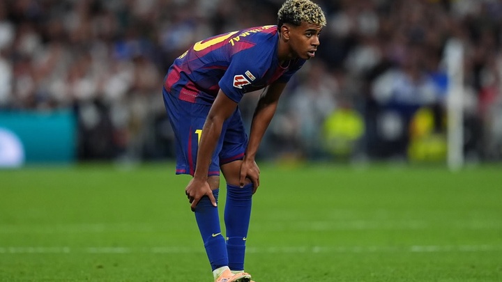 Từ vụ việc của Lamine Yamal: Đau xương mu, cơn ác mộng thầm lặng