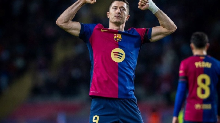 Lewandowski được AC Milan và Fenerbahce liên hệ: Ra đi vào tháng 1 hay tháng 7?