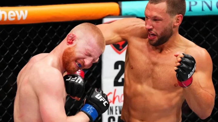 Bo Nickal chúc mừng antifan vì được toại nguyện ở UFC 322