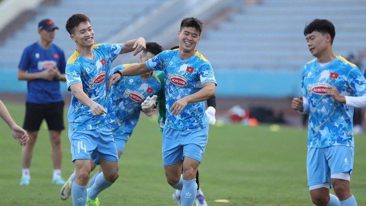 Đỗ Duy Mạnh: “Tuyển Việt Nam không chủ quan dù từng thắng Lào 5-0”