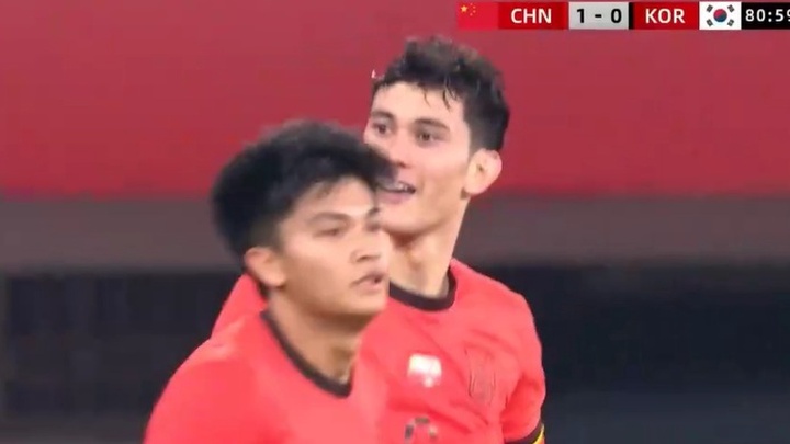 Thua U22 Việt Nam, U22 Trung Quốc lại gây sốc trước U22 Hàn Quốc