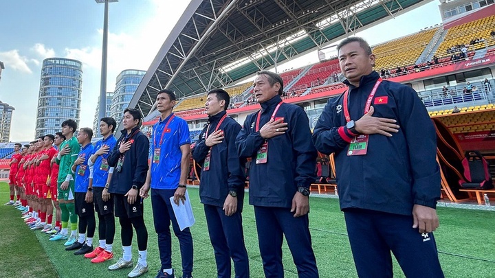 Bàn thua sớm và sự tiếc nuối của HLV Đinh Hồng Vinh sau thất bại trước U22 Uzbekistan