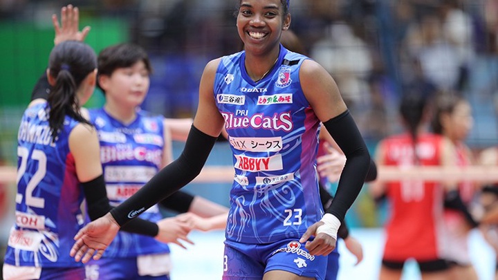 Đội bóng cũ Thanh Thuý bất ngờ cắt đứt chuỗi 10 trận bất bại của NEC Red Rockets