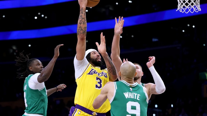 Hé lộ: Los Angeles Lakers từng đàm phán trao đổi Anthony Davis đến Boston Celtics?