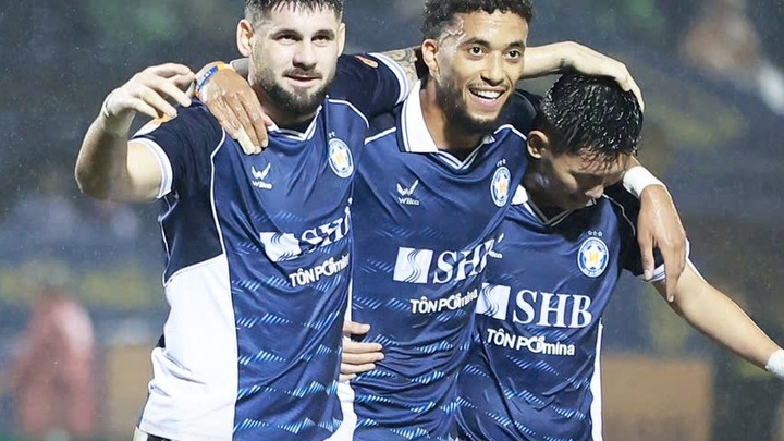 Ngoại binh đánh nguội, SLNA bị loại ngay trên sân nhà trước Đà Nẵng