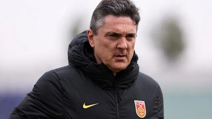 HLV U22 Trung Quốc tiết lộ cách vượt qua áp lực chỉ trích sau thất bại trước U22 Việt Nam